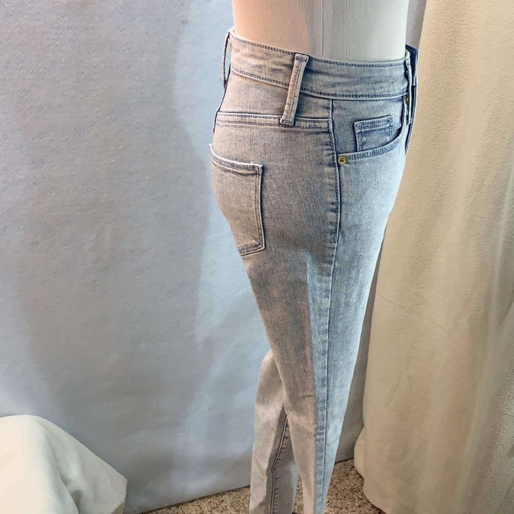 High-Rise Skinny Jeans - Universal Thread - Picture 4 of 10